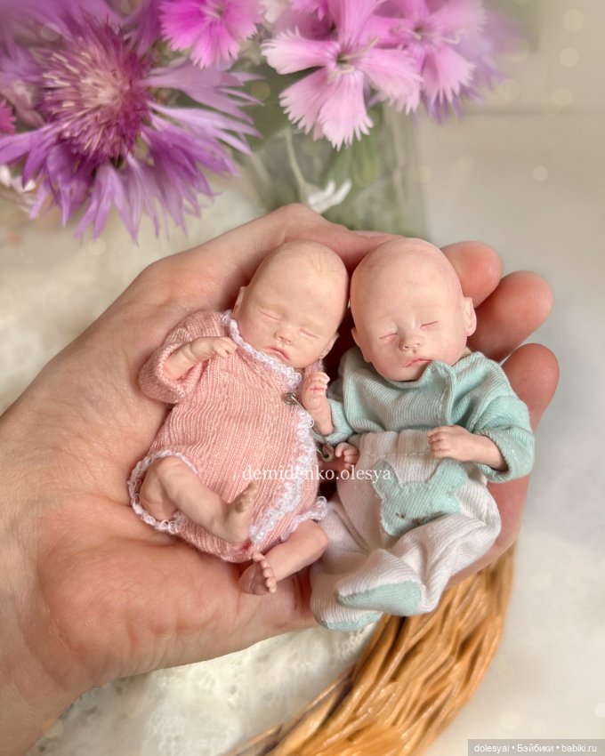 Миниатюрные двойняшки Майя и Илюша (фото 3)