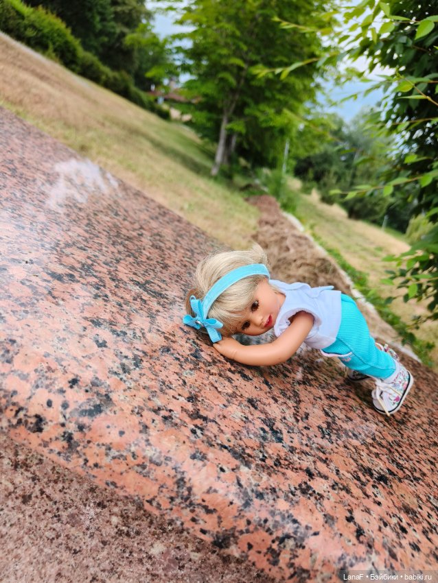 Милочка на пляже. Первый выезд. (виниловые куклыGabrielle Muller)