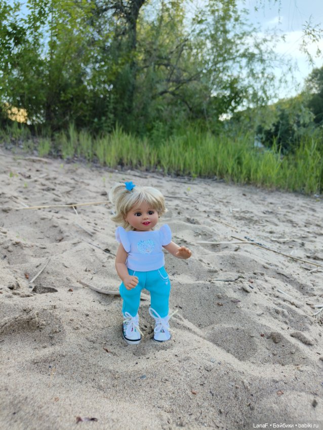 Милочка на пляже. Первый выезд. (виниловые куклыGabrielle Muller)