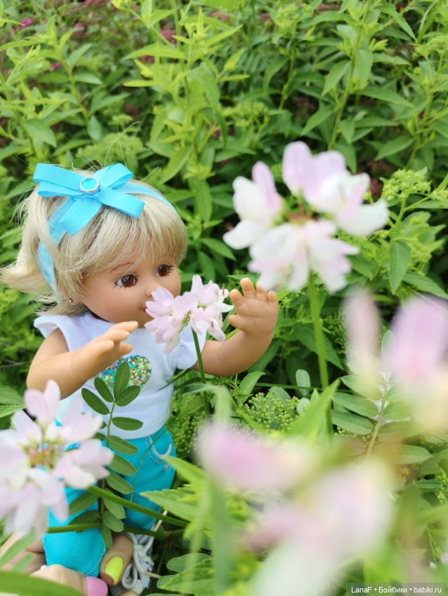 Милочка на пляже. Первый выезд. (виниловые куклыGabrielle Muller)