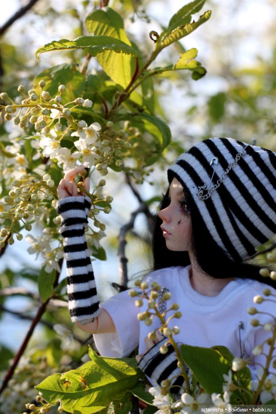 Кэрол на прогулке часть 2 (фото 3)