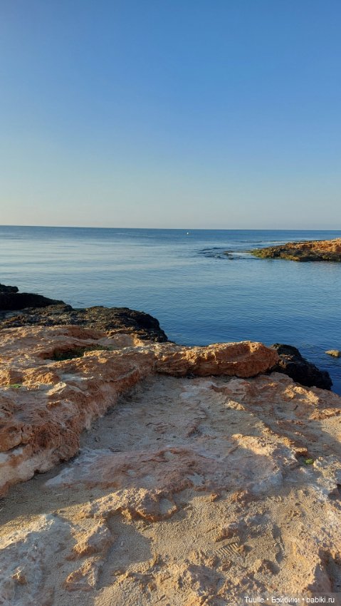 Утренняя прогулка с подружкой-малышкой