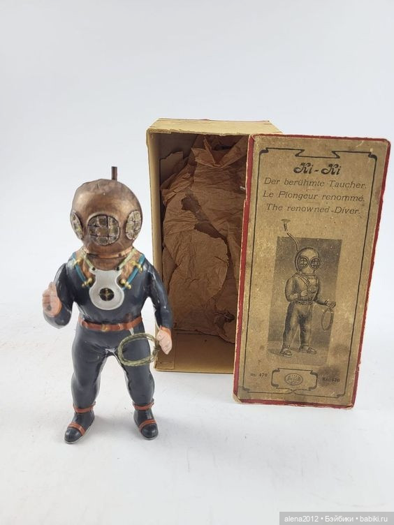 Игрушка Водолаз из прошлого века