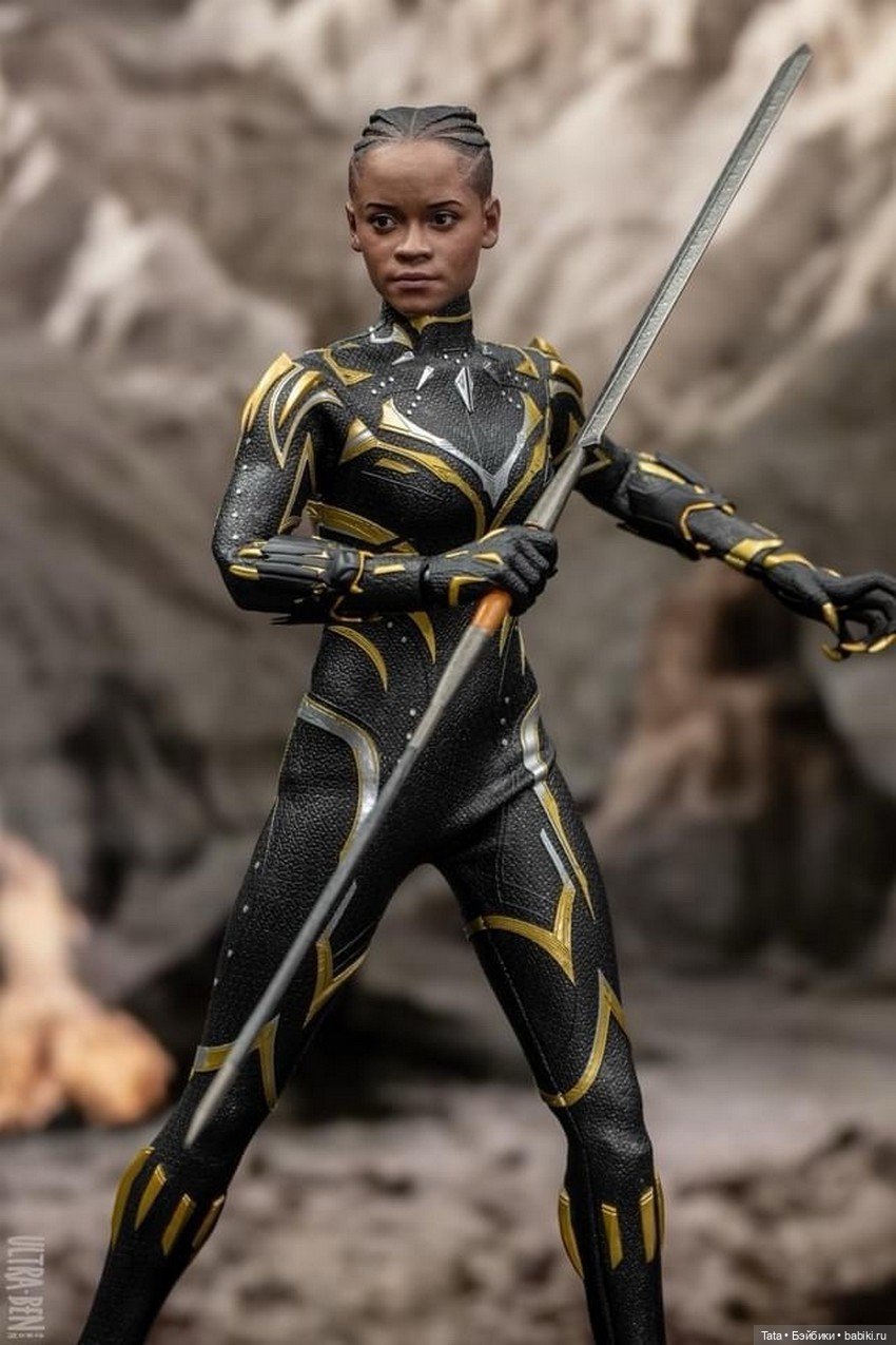 Фигурка Чёрной Пантеры (Шури) (фото 4)