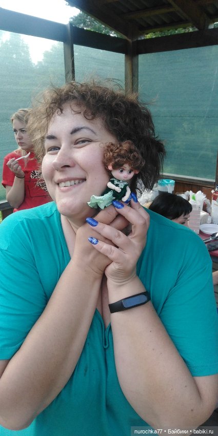 Счастливые Свинка и Хозяйка