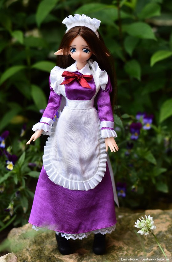 Портреты кукол с цветами — Коллекции игровых кукол (Playline): фото полок (фото 5)