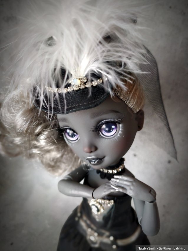 Нескромное обаяние монохрома