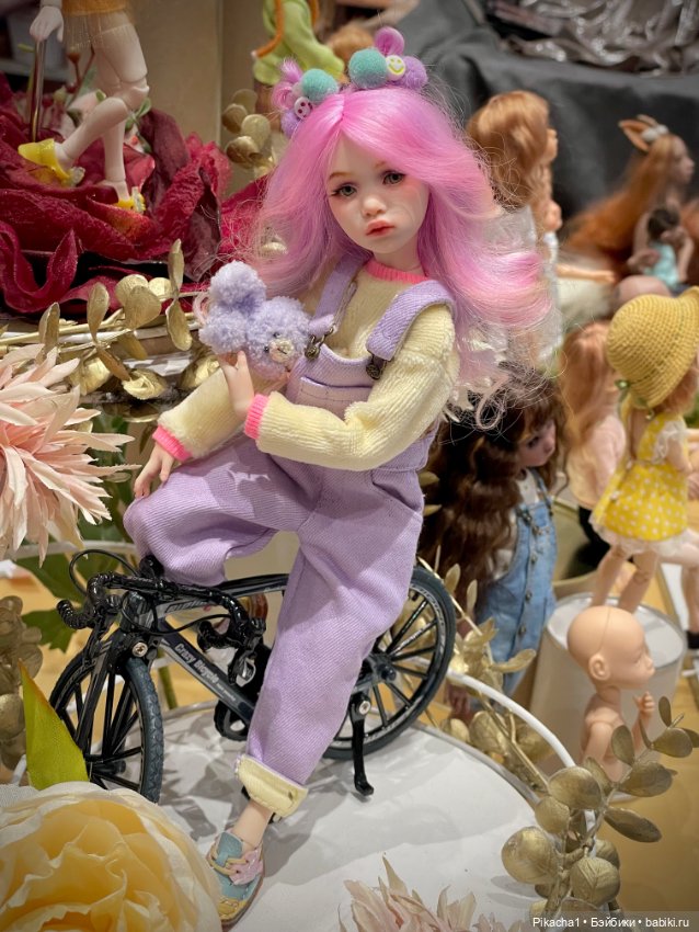 Сестрички Лоло принарядились к Долскару 2024