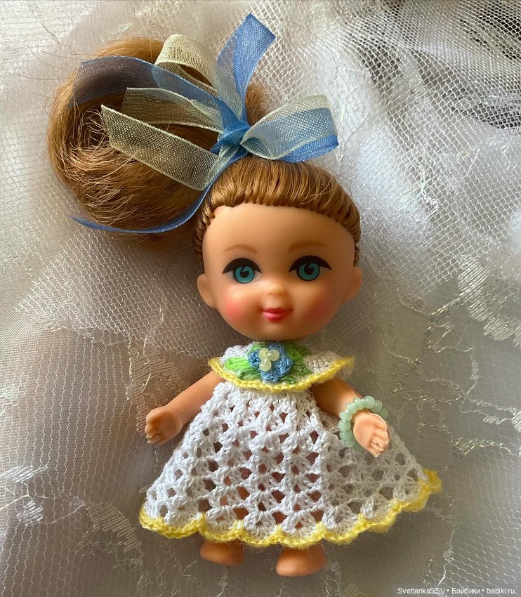 Вязаные платья для кукол — Одежда и обувь для кукол своими руками: фото (фото 5)