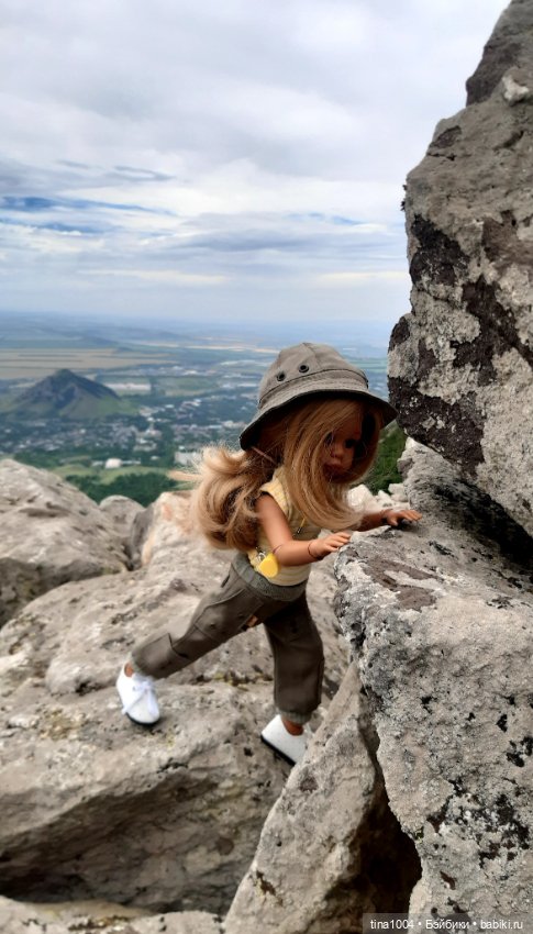 ИЗ ЖИЗНИ КУКОЛ Как они отдыхают (фото 3)