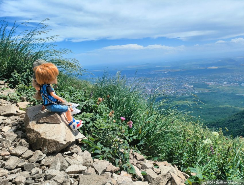 ИЗ ЖИЗНИ КУКОЛ Как они отдыхают (фото 7)