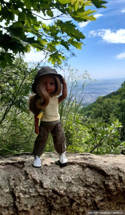 ИЗ ЖИЗНИ КУКОЛ Как они отдыхают (фото 2)