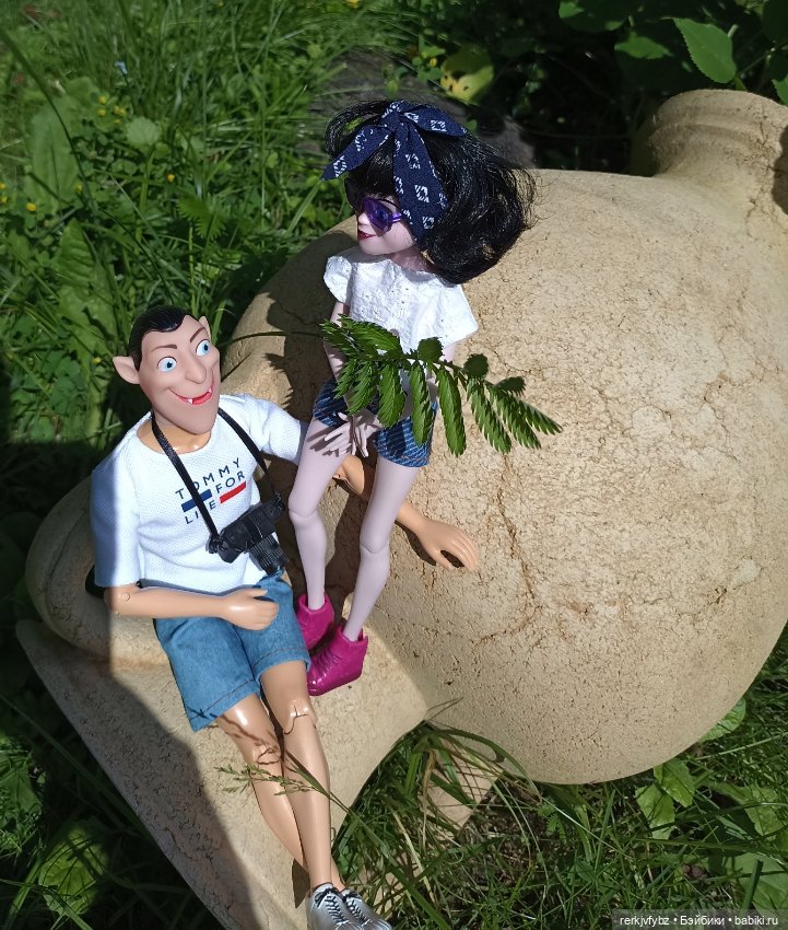 Монстры на каникулах — Аналоги Барби и куклы 1/6: клоны 90 (фото 7)