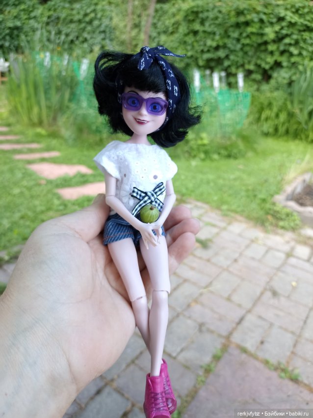 Монстры на каникулах — Аналоги Барби и куклы 1/6: клоны 90
