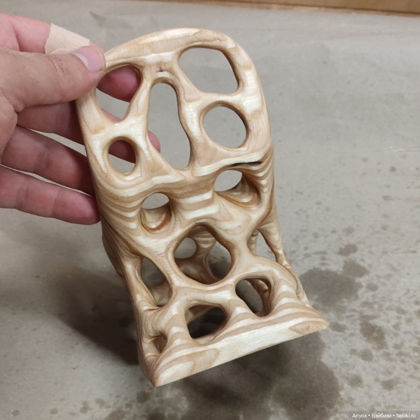 Стульчик с подсветкой — Мебель для кукол и домиков: фото