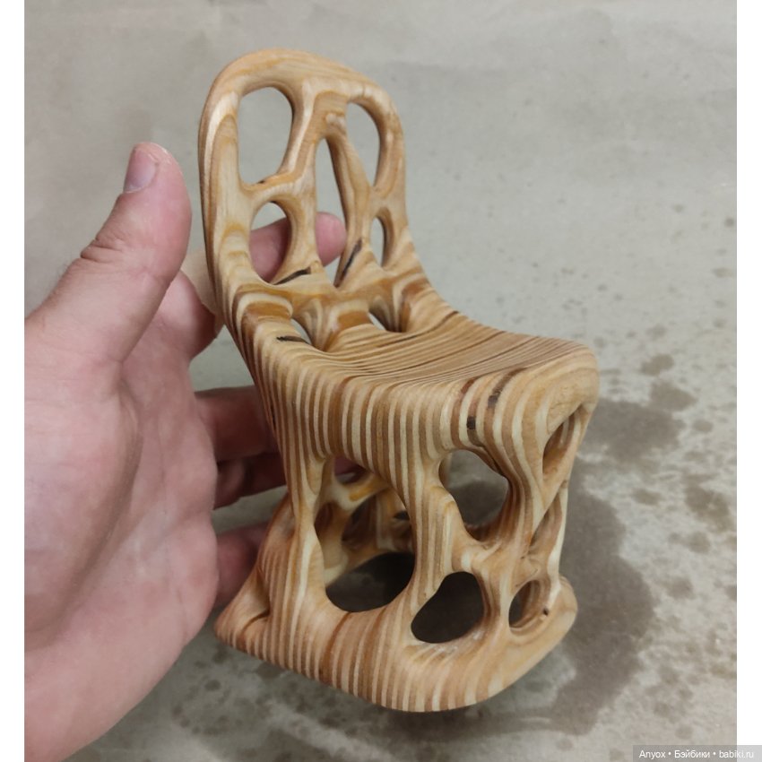 Стульчик с подсветкой — Мебель для кукол и домиков: фото