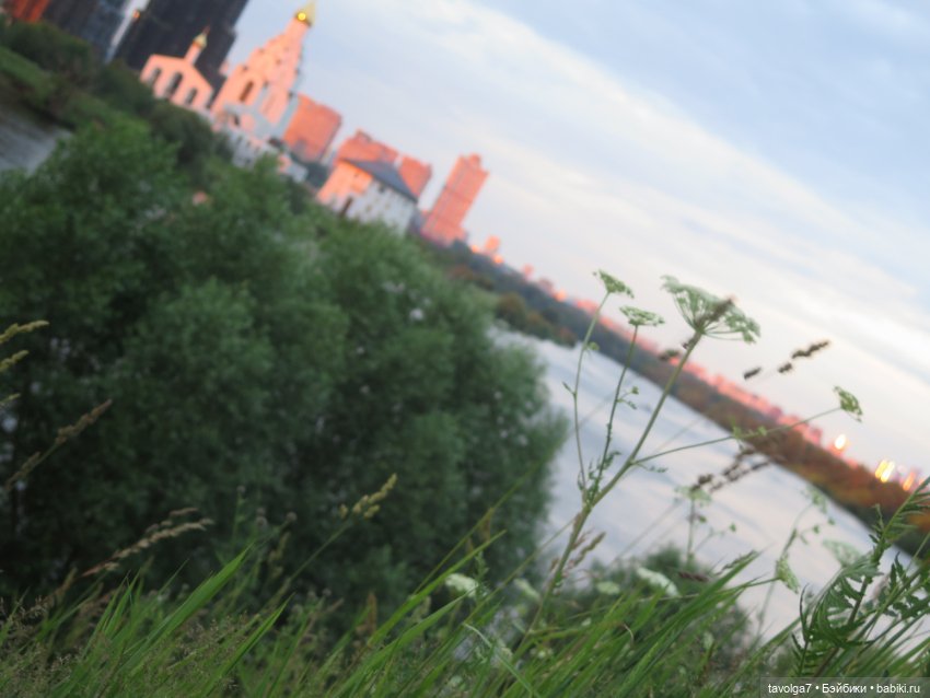 Катринас-Мария и Мёрдок следят за порядком в городе