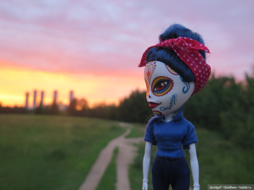 Катринас-Мария и Мёрдок следят за порядком в городе