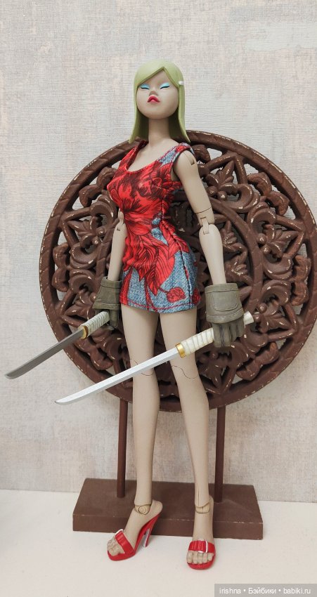 Tracey the Tomorrow Queen