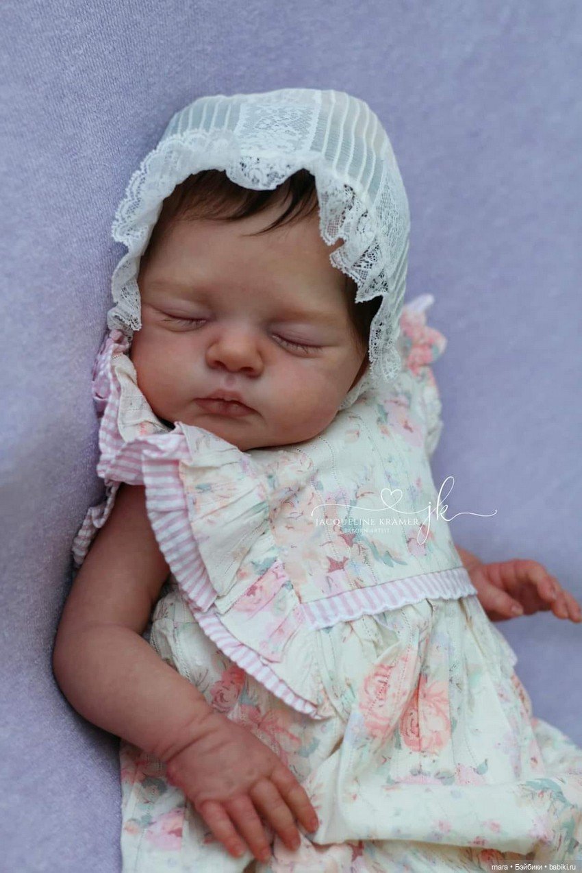 Lily и Irys скульптора Joanna Kazmierczak, автор прототипа Jacqueline Kramer