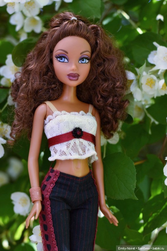Снова жасмин — Коллекции игровых кукол (Playline): фото полок (фото 7)