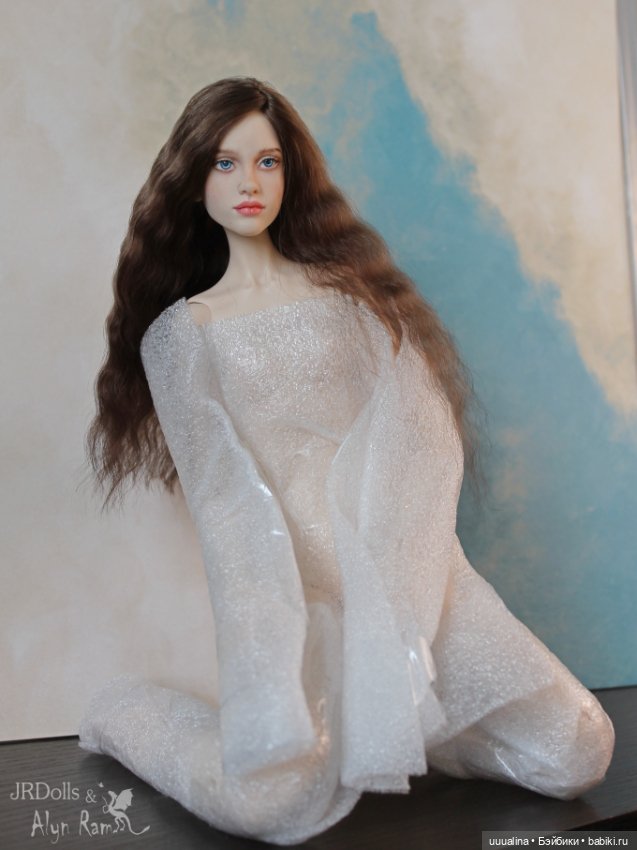 Хлоя от JRDolls . Мейк+ 3 паричка от меня