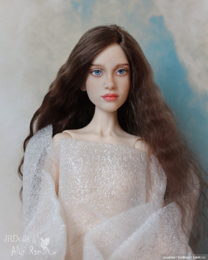 Хлоя от JRDolls . Мейк+ 3 паричка от меня