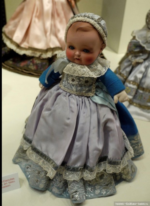 Бретань / Франция. Куклы в национальных бретонских костюмах