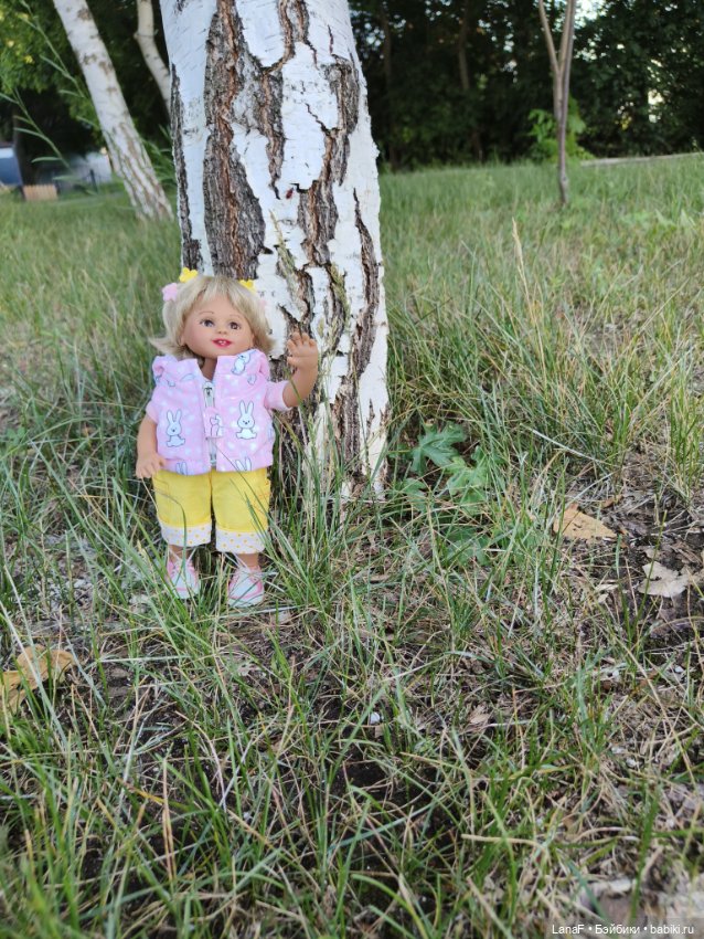 Милочка путешествует🍓💛🌷( Габриэль Мюллер, винил, 23см) (фото 3)