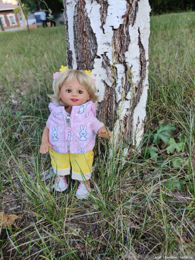 Милочка путешествует🍓💛🌷( Габриэль Мюллер, винил, 23см) (фото 2)