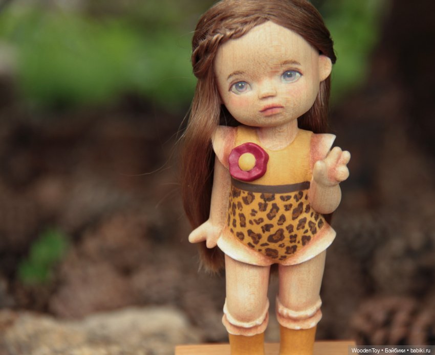 Деревянная кукла, идеально сочетающаяся с жарким летом (фото 4)