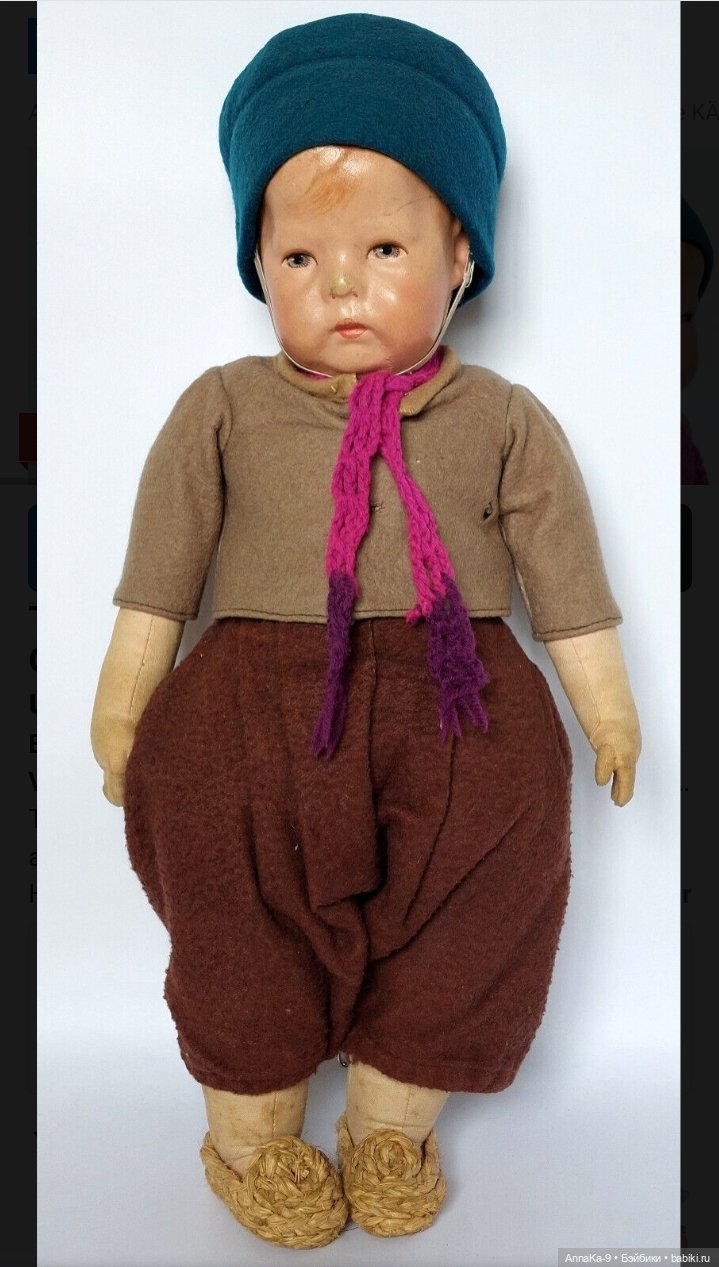 Вязанные наряды и костюмчики на антикварных кукол мальчиков
