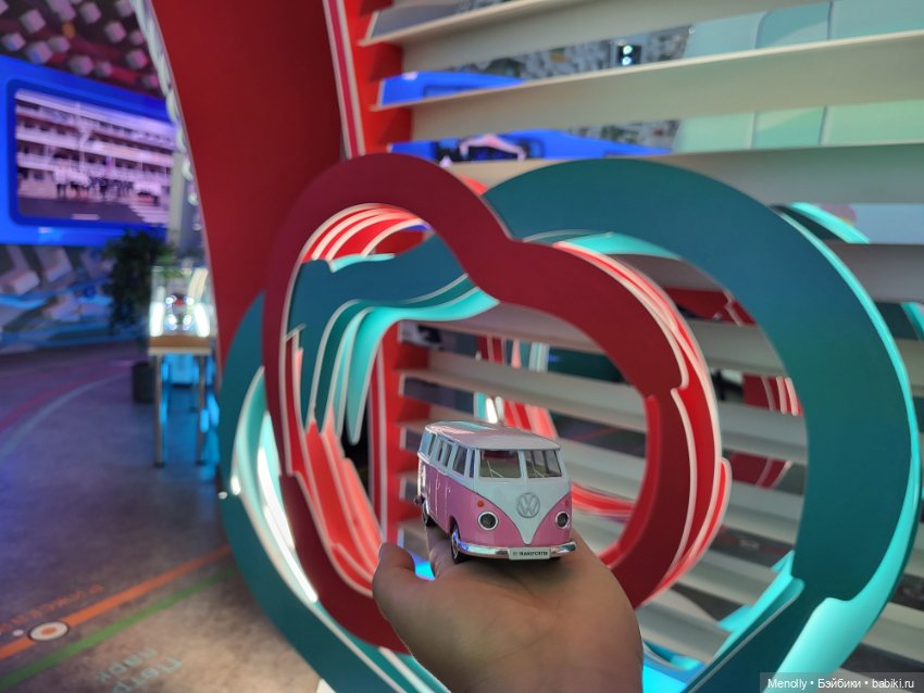 В гости к "потомкам" — Интересные игрушки и фигурки (разное): редкие