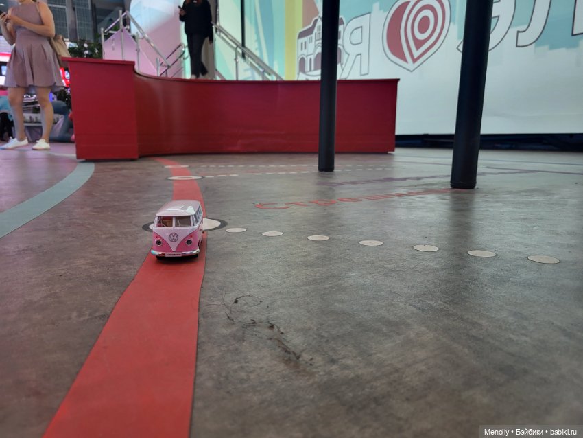 В гости к "потомкам" — Интересные игрушки и фигурки (разное): редкие