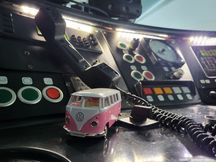 В гости к "потомкам" — Интересные игрушки и фигурки (разное): редкие