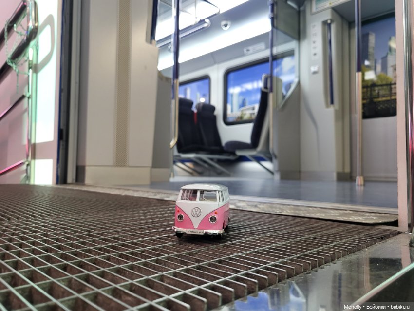 В гости к "потомкам" — Интересные игрушки и фигурки (разное): редкие