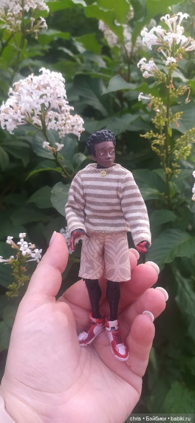 Мальчик не отсюда (Miles Morales)