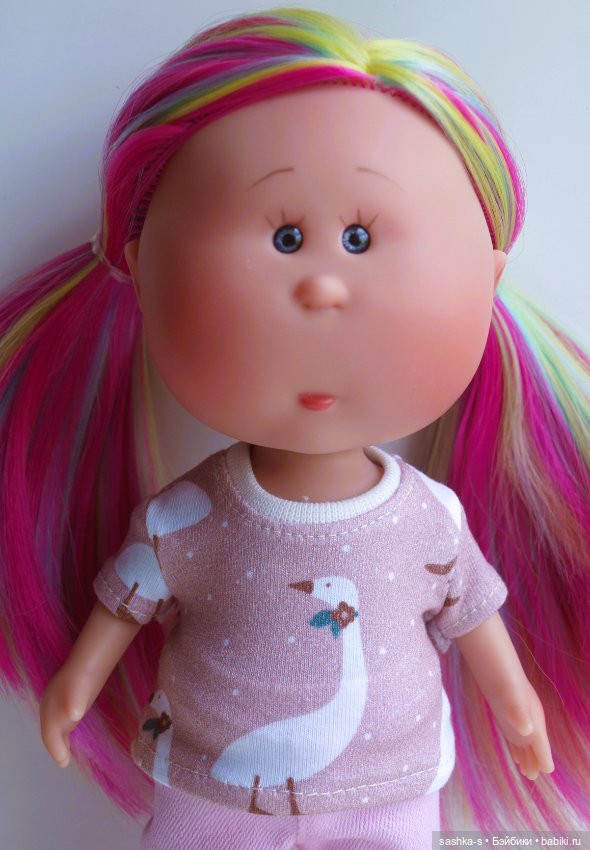 Срочно одела Мини-Мий — Куклы Nines d'Onil (Нинес): Миа (Mia)