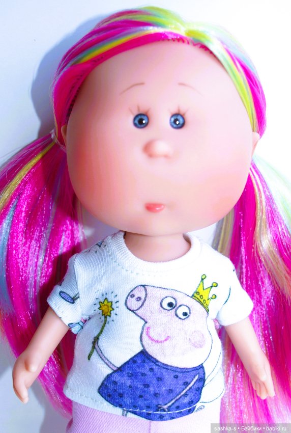 Срочно одела Мини-Мий — Куклы Nines d'Onil (Нинес): Миа (Mia) (фото 8)