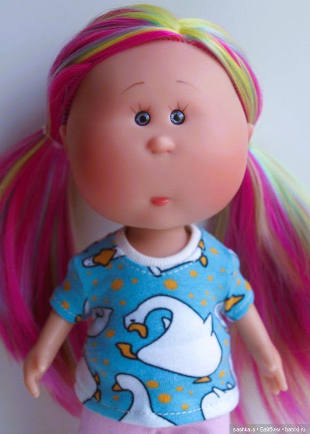 Срочно одела Мини-Мий — Куклы Nines d'Onil (Нинес): Миа (Mia)