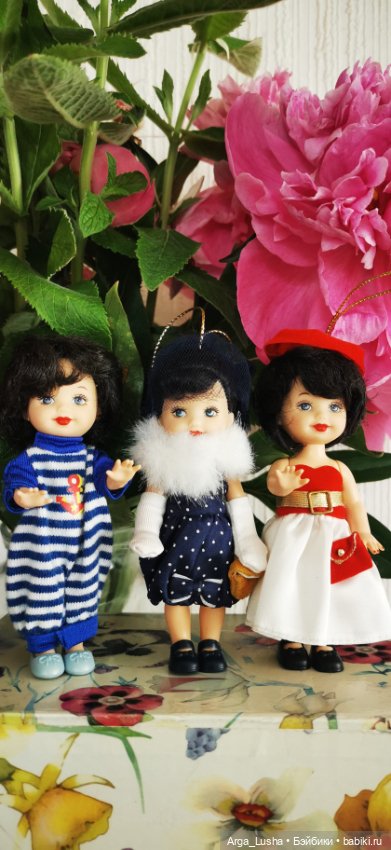 Прекрасные соцветия или прогулки с разными куклами