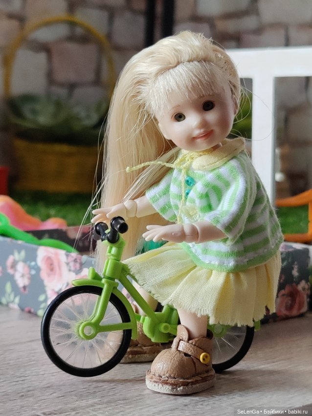 Диля и Лиля на детской площадке Синематографа (фото 7)