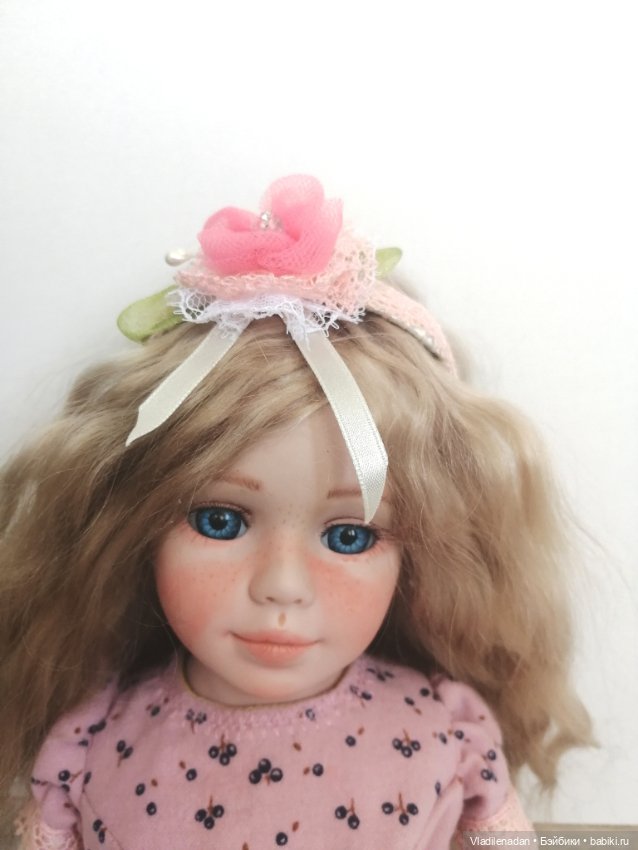 Модный приговор для фарфоровой куклы