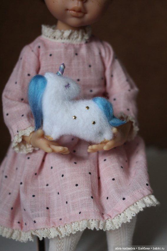 Куколкам тоже нужны игрушки (фото 6)