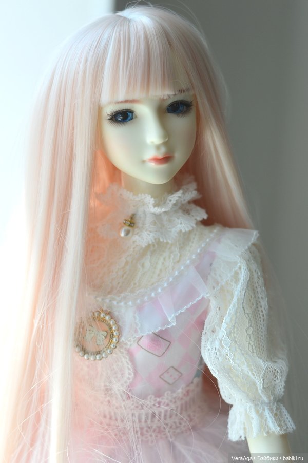 "Синичка"- шарнирная кукла Xinyi формата 1/3