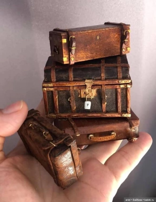 Реалистичные чемоданы и сундуки от Дэвида Эванса (фото 2)