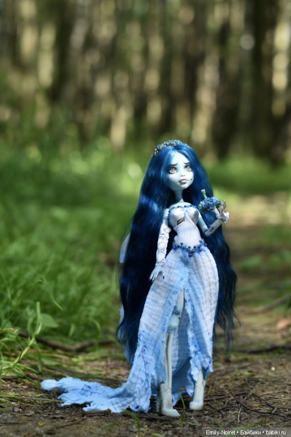 "Всегда невеста, и никогда - жена..."