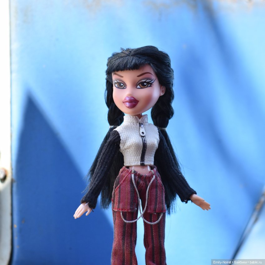 На машине — Коллекции игровых кукол (Playline): фото полок (фото 8)