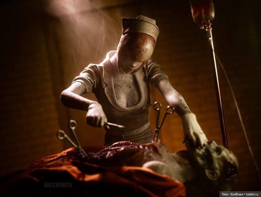 Старшая медсестра в масштабе 1/6 от IconiQ Studios (фото 8)