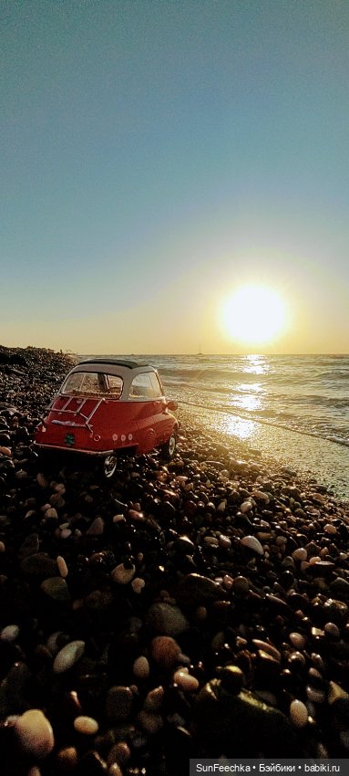 Море, солнце, bmw isetta. Эстетика